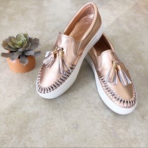 J/Slides Aztec Tassel Metallic Rose Gold Sz 9